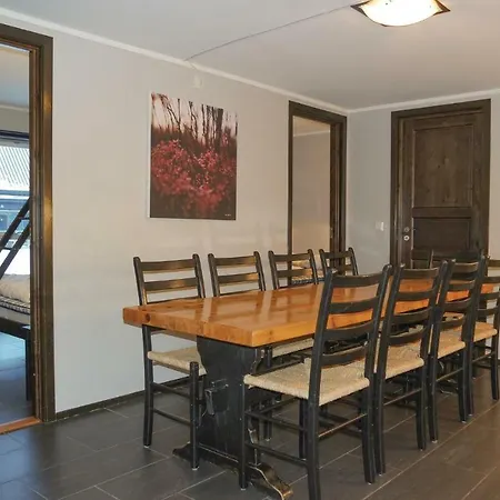 Three-bedroom In דירה *