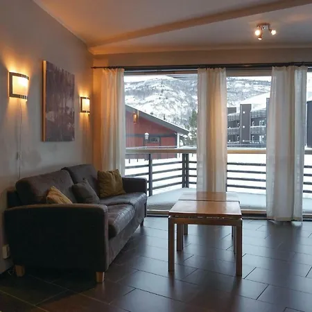 Three-bedroom In דירה המסדאל